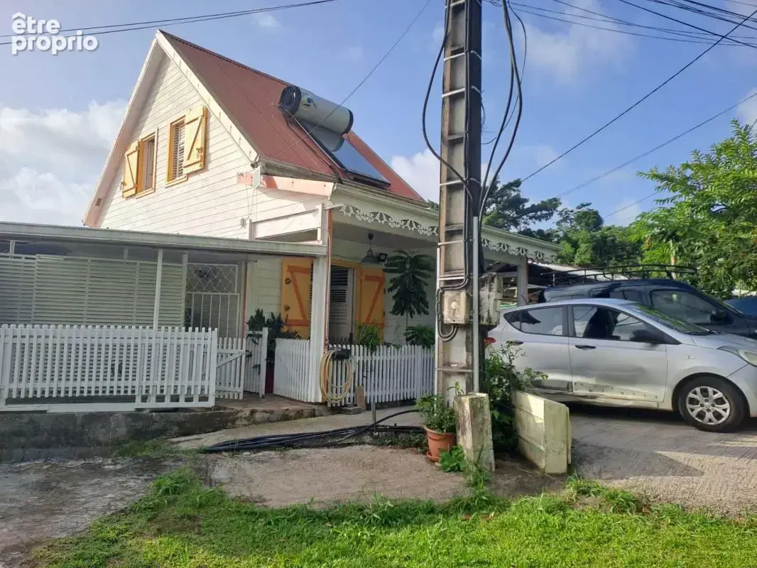 A vendre : bas de villa a terminer a riviere pilote (97211) - photo 4