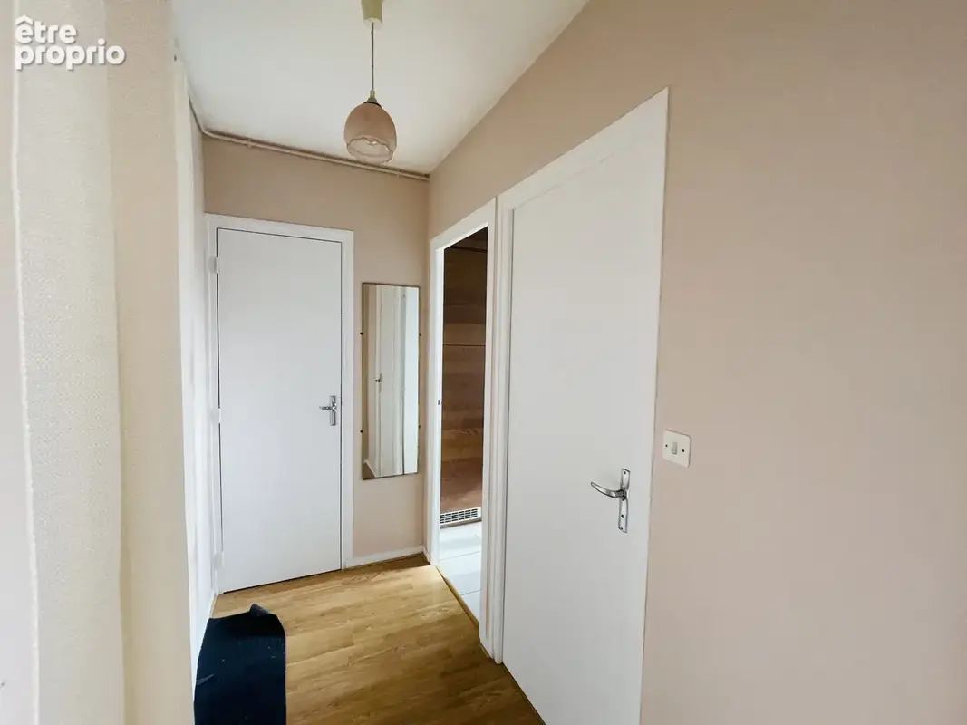 20 m plage ! superbe 2 pièces de 31,54m2 plein + cave + parking - photo 5