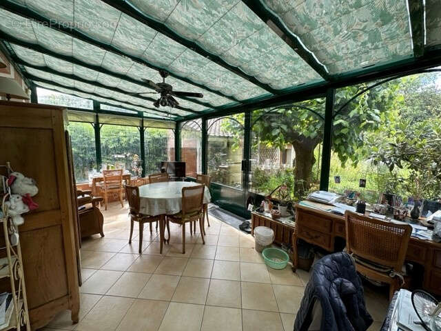 Maison à BURES-SUR-YVETTE
