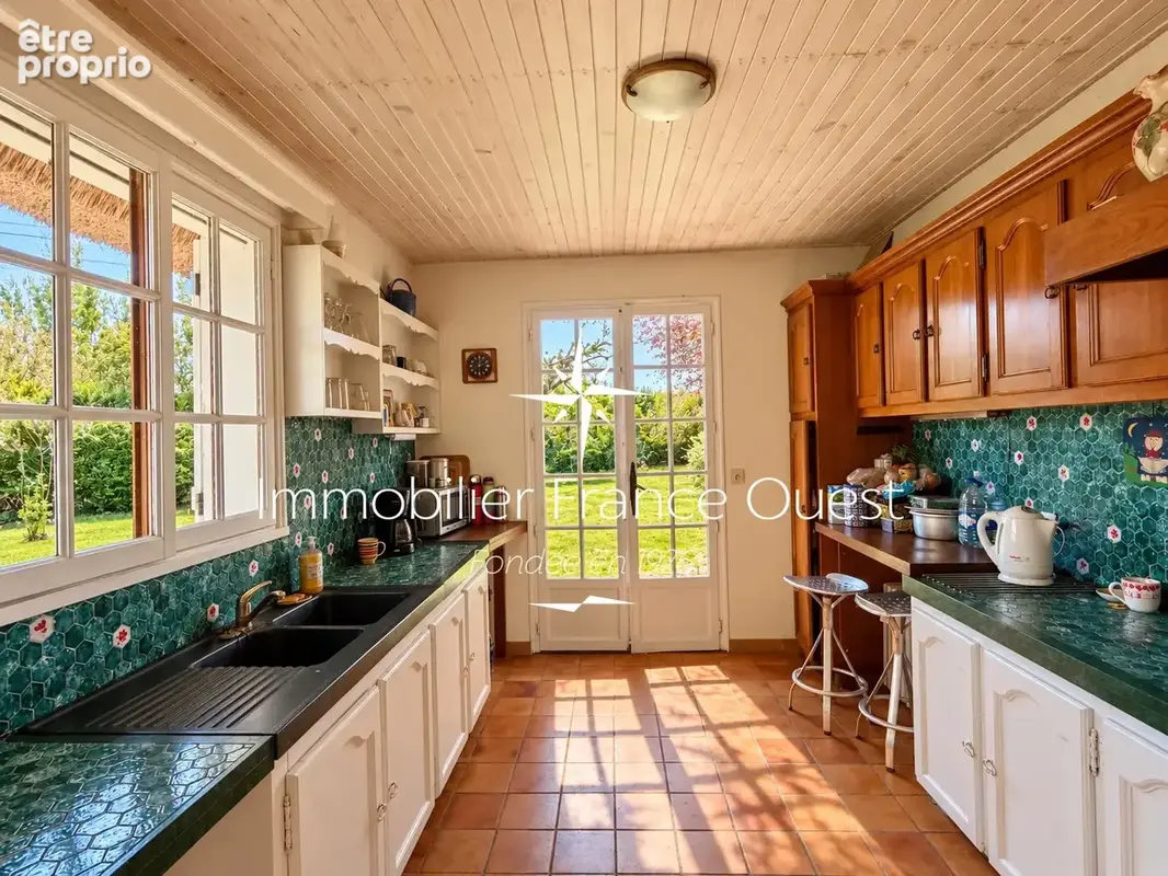 EXCLUSIVITÉ   Propriété de charme en bord de Sarthe - photo 2
