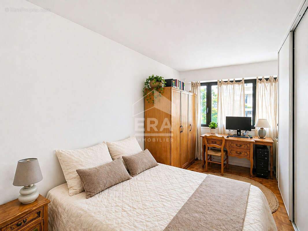 Appartement à ISSY-LES-MOULINEAUX
