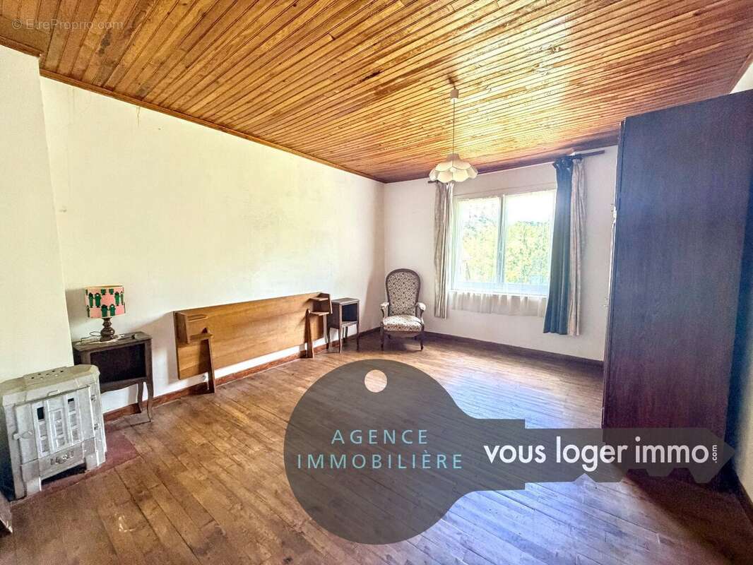 Maison à MONTESQUIEU-VOLVESTRE