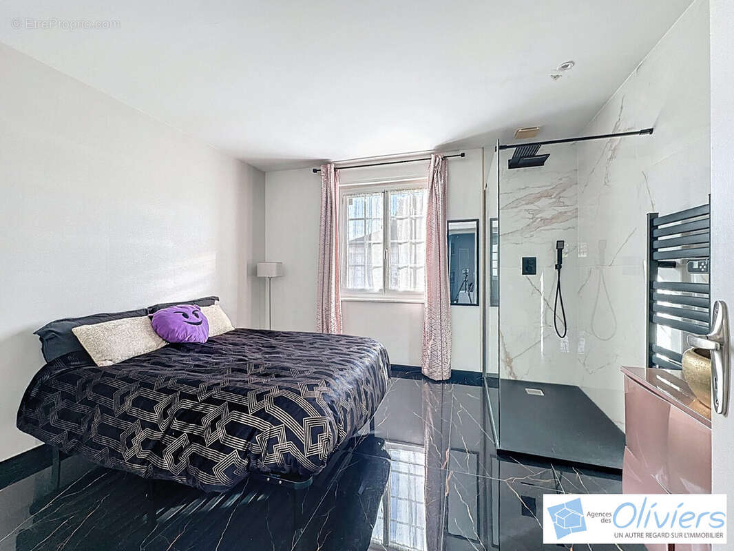 Maison à CERNAY-LA-VILLE