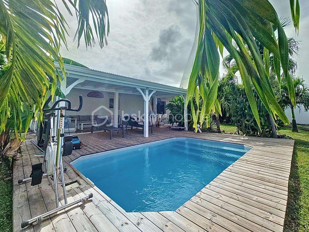 Villa + dépendance avec piscine Saint François - photo 2