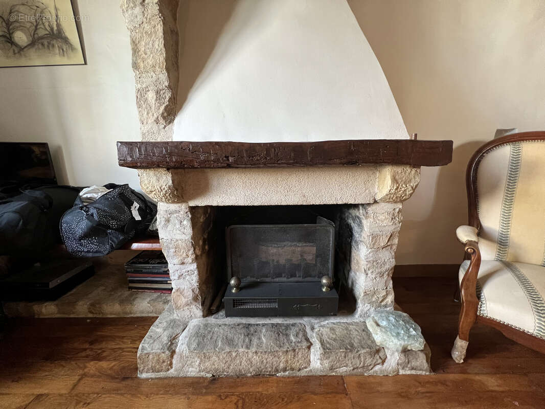 Maison à SAMOIS-SUR-SEINE