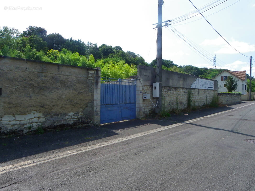 Terrain à CHATELLERAULT