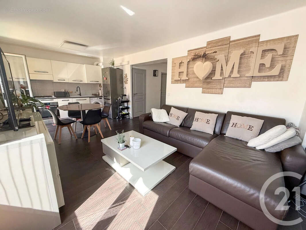 Appartement à ROQUEBRUNE-CAP-MARTIN