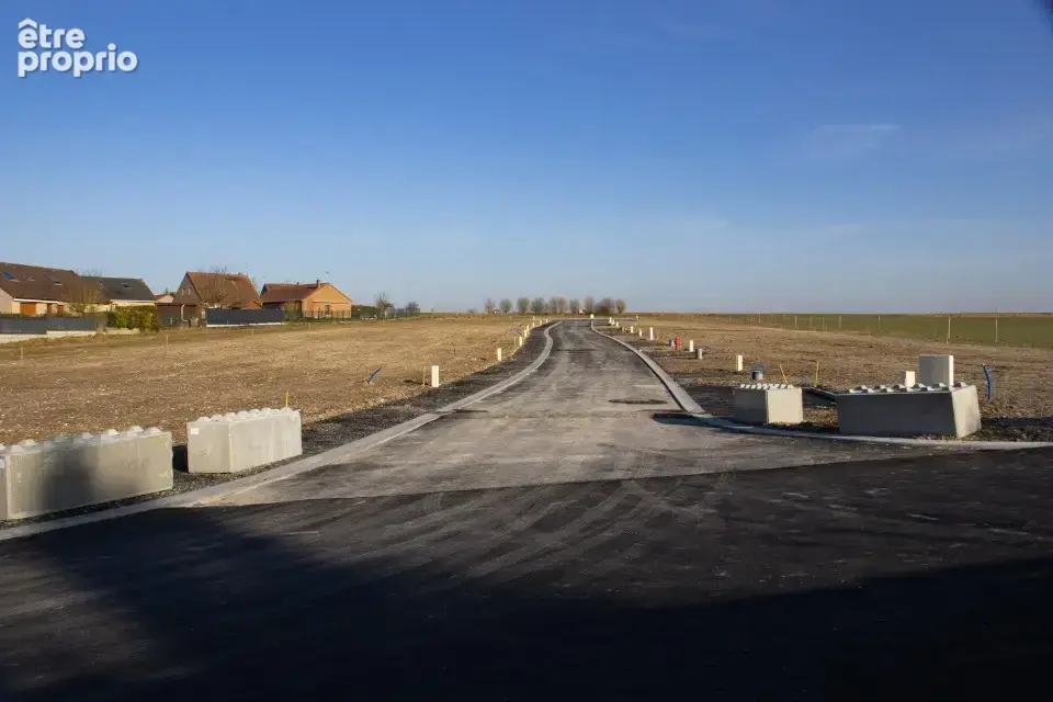 Terrain à AUBIGNY-AU-BAC