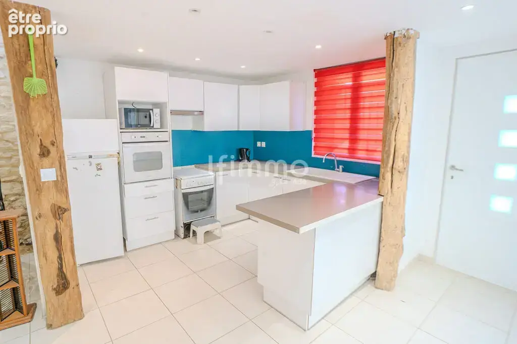 Maison 3 chambres, 3 salles d’eau/bain, cour et garage – Mayrevi - photo 3