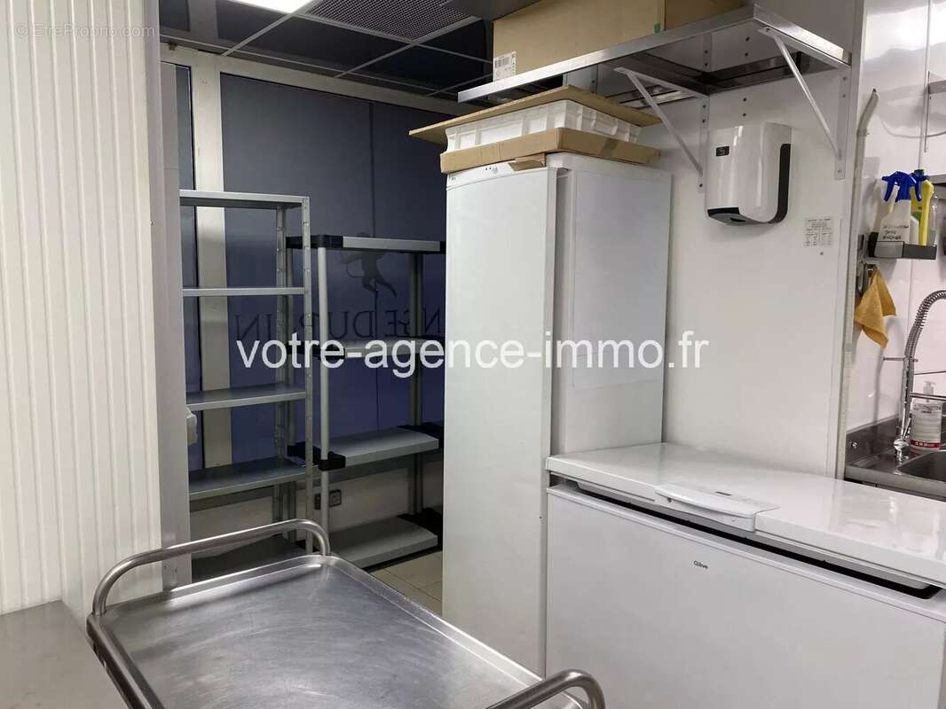 Commerce à SAINT-ANDRE-DE-LA-ROCHE