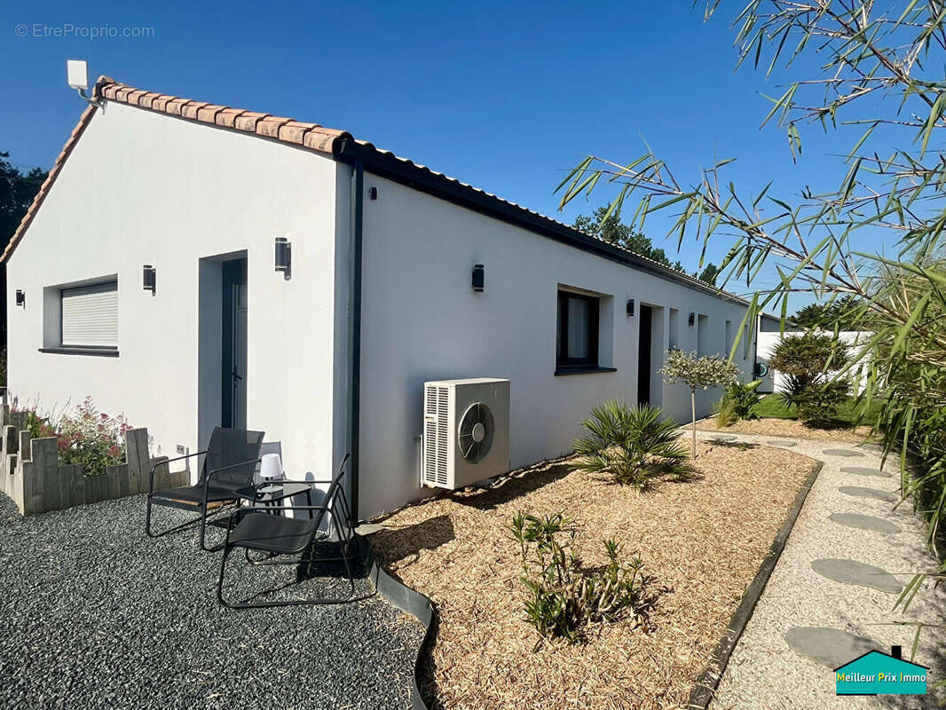 Maison aux excellentes prestations, avec 3 chambres et garage double ! - photo 10