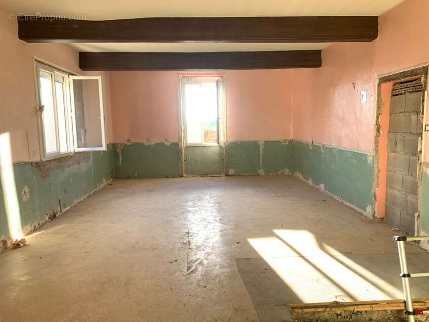 Maison à SAINT-NIZIER-SOUS-CHARLIEU