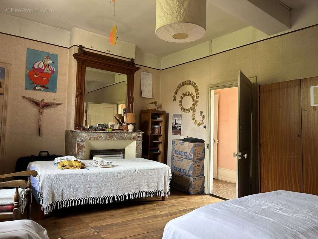 Maison 265 m² à Bressuire  - photo 19