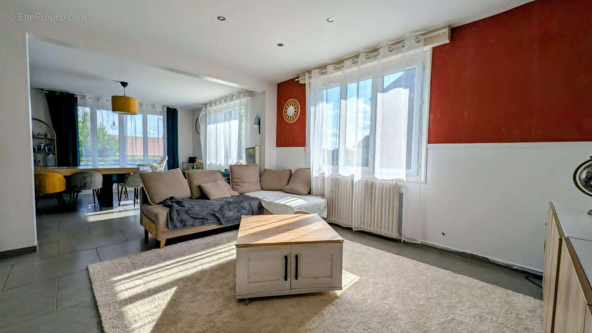 Maison à LA CERLANGUE