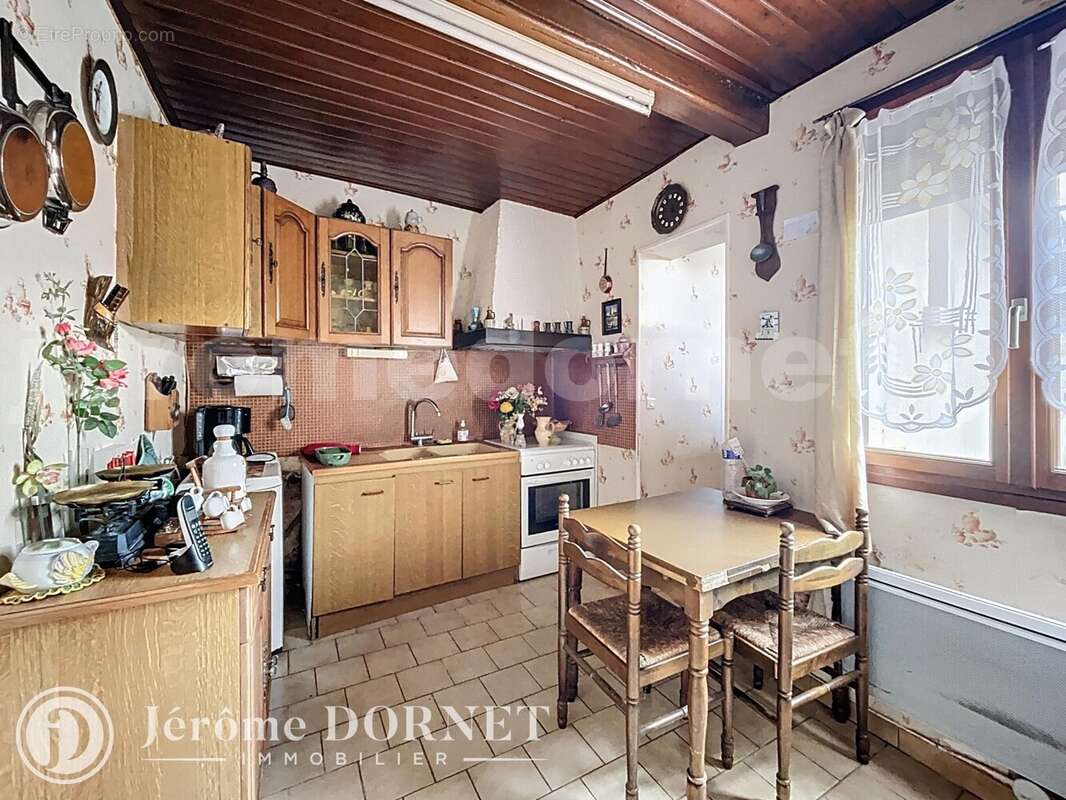 ess_00003_2a4d74c - Maison à GRANDVILLIERS