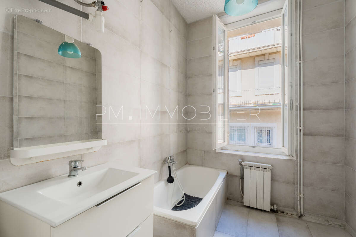 Appartement 42 m² à Marseille-4e  - photo 12