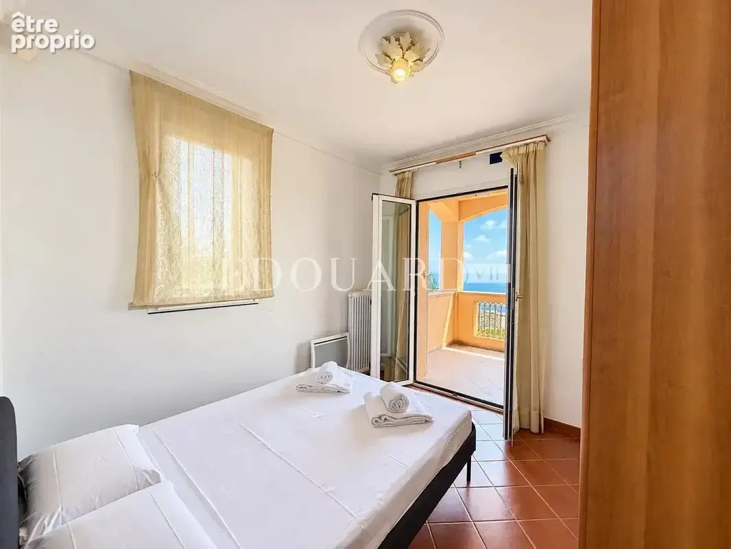 Dans un domaine privé et sécurisé, à vendre villa de prestige avec vue panoramique sur la Principauté de Monaco - photo 24