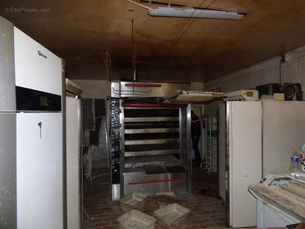 Commerce à BOISSY-SOUS-SAINT-YON