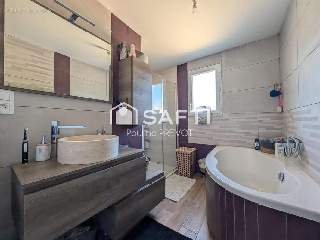 Maison 101 m² à Varenne-Saint-Germain  - photo 9