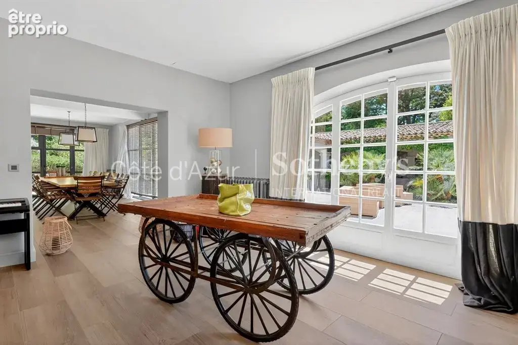 Valbonne propriété de prestige avec maison de gardien sur 2 hectares - photo 10