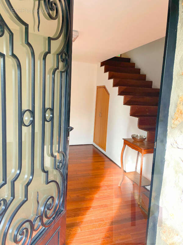 Maison à NEUILLY-PLAISANCE