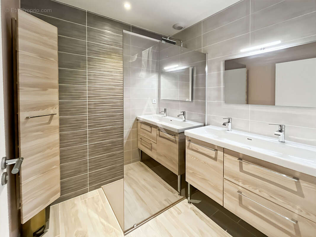 Maison à SAINT-CHRISTOPHE-DU-LIGNERON