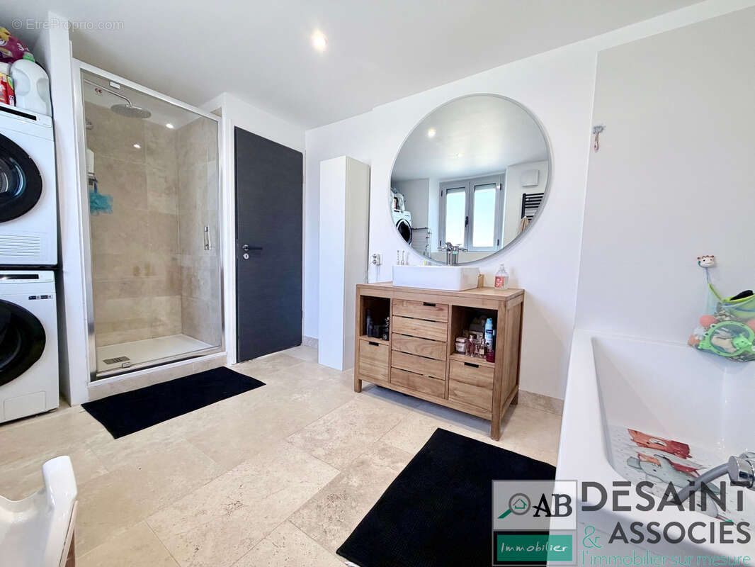 Appartement à FERRIERES-EN-BRIE