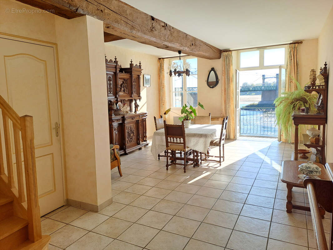 Maison à LE FRESNE-SUR-LOIRE