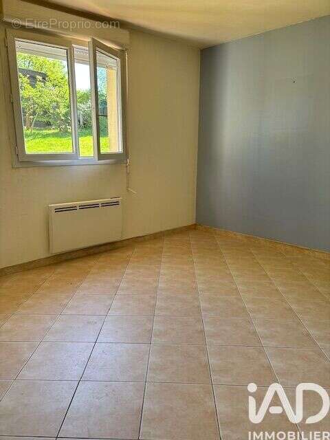 Maison 80 m² à Nevoy  - photo 6