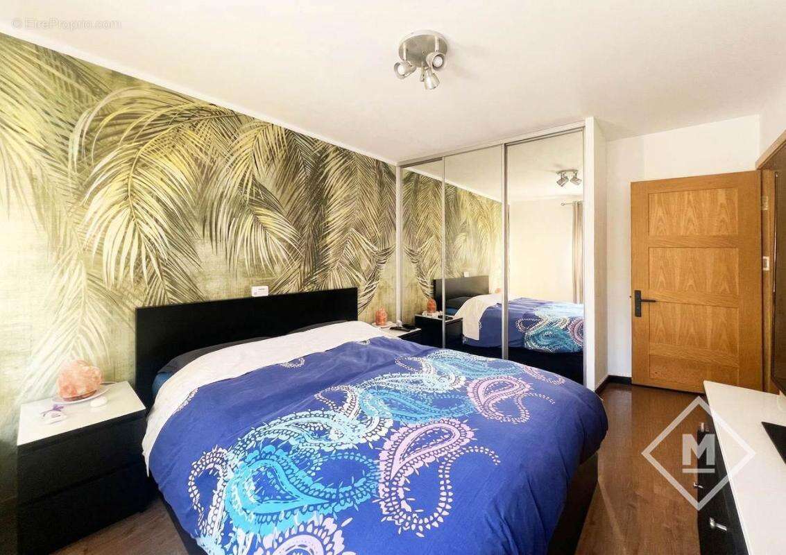 Appartement à MARSEILLE-9E