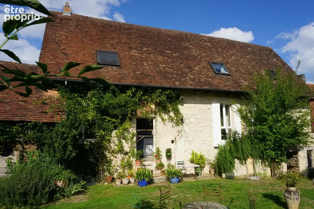 Charmante maison en pierre du XVIIe siècle située au coeur du paisible et pittoresque Périgord vert. - photo 21