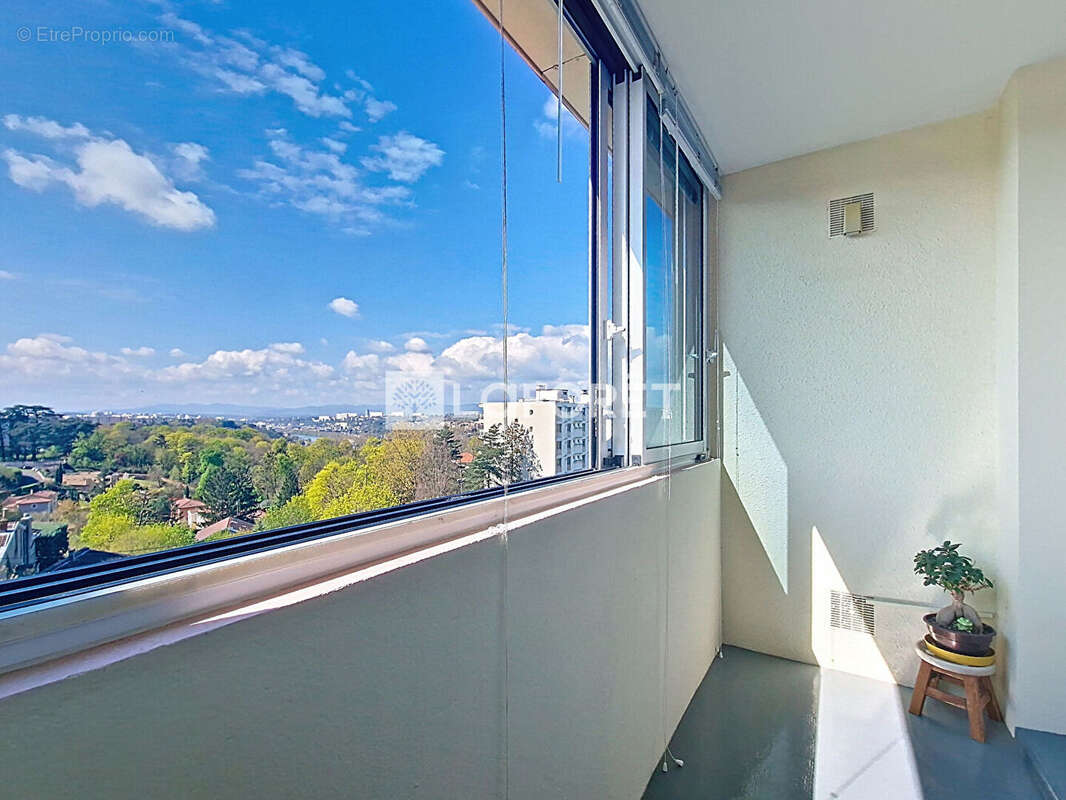 Appartement à CALUIRE-ET-CUIRE