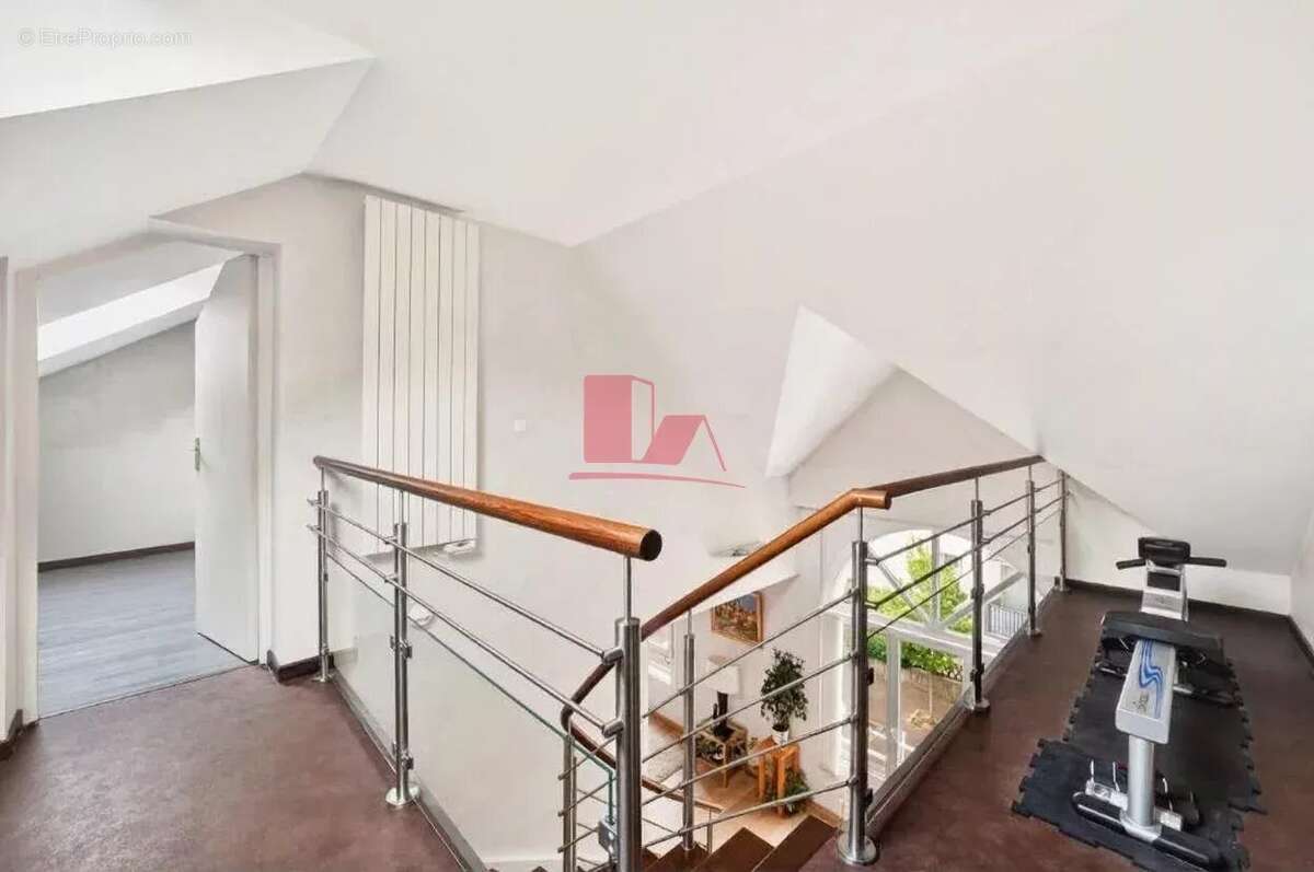 Appartement à ISSY-LES-MOULINEAUX
