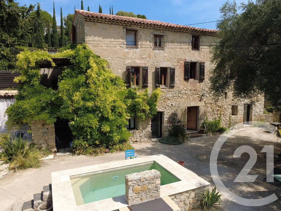 Maison à OPIO