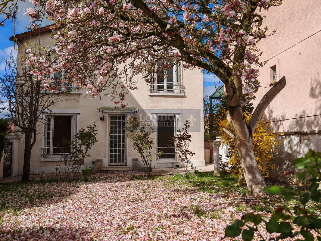 Maison à VERSAILLES