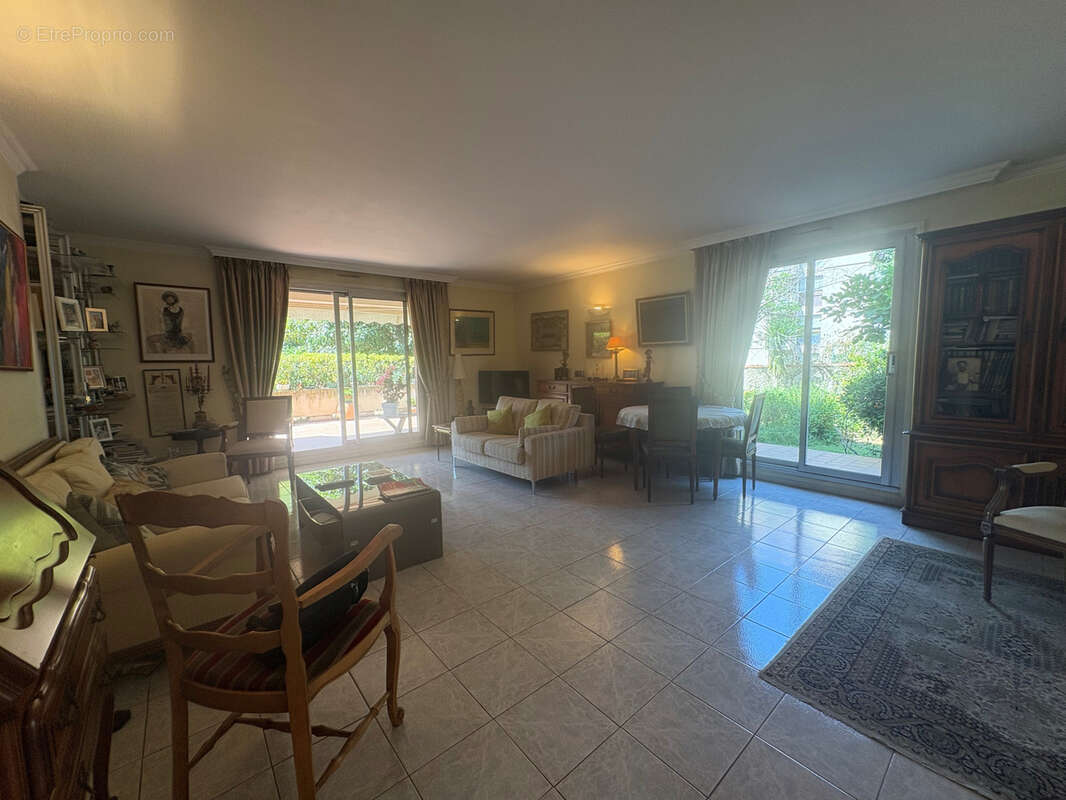 Appartement à MARSEILLE-12E