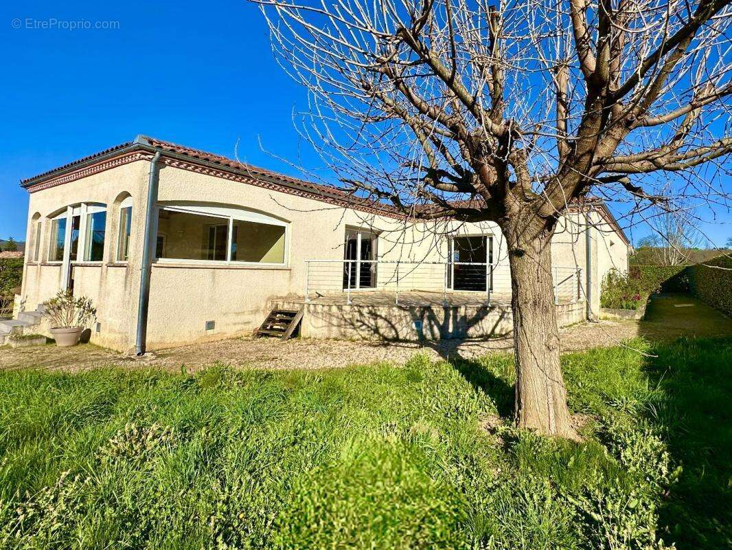 Maison à SAINT-CERE