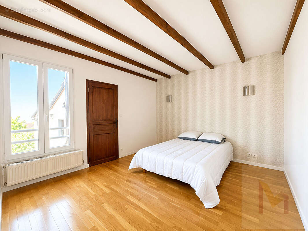 Appartement à NEUILLY-PLAISANCE