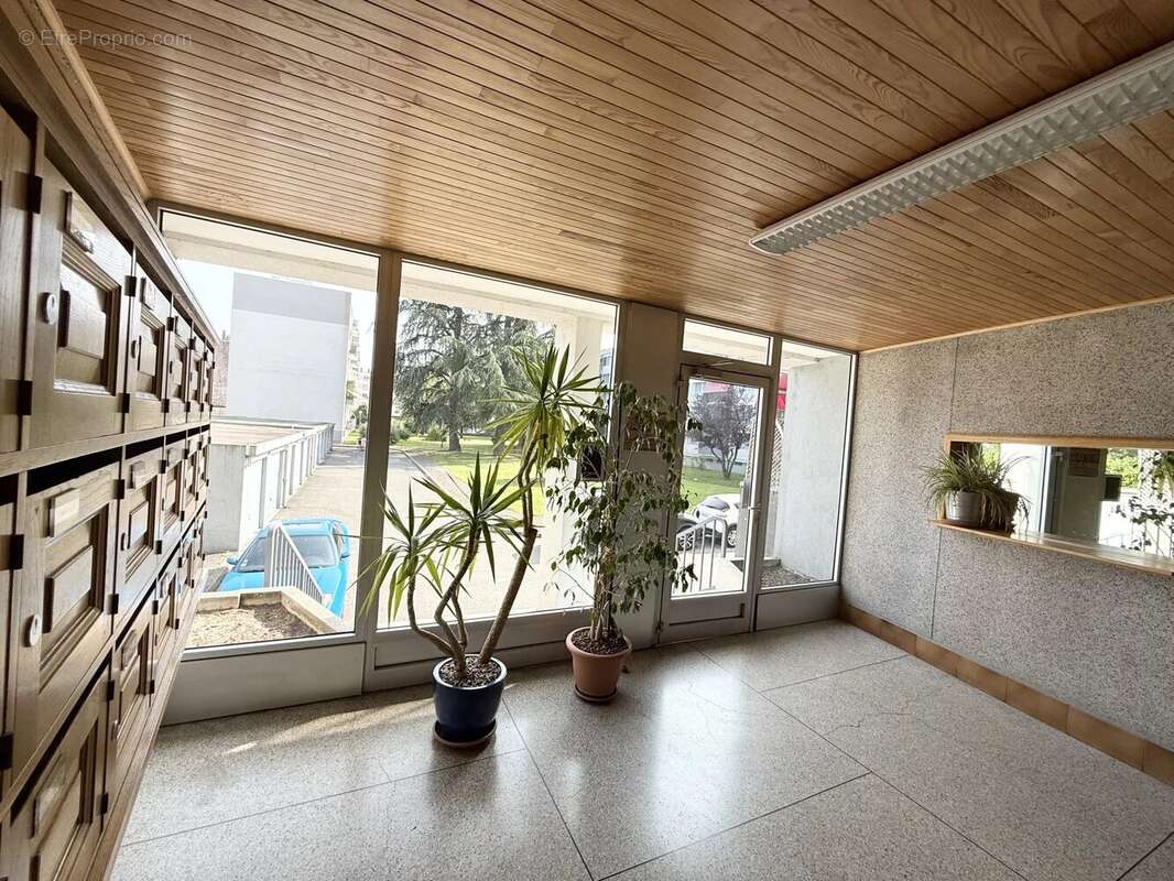 Appartement à LE PONT-DE-CLAIX