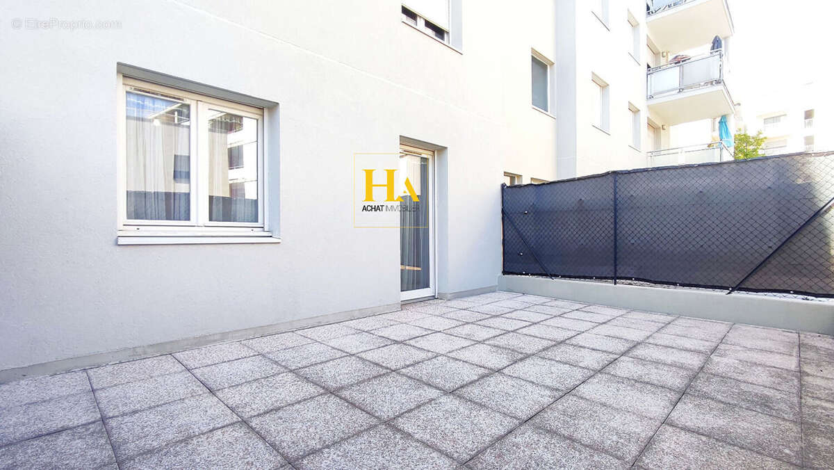 Appartement à ROMANS-SUR-ISERE