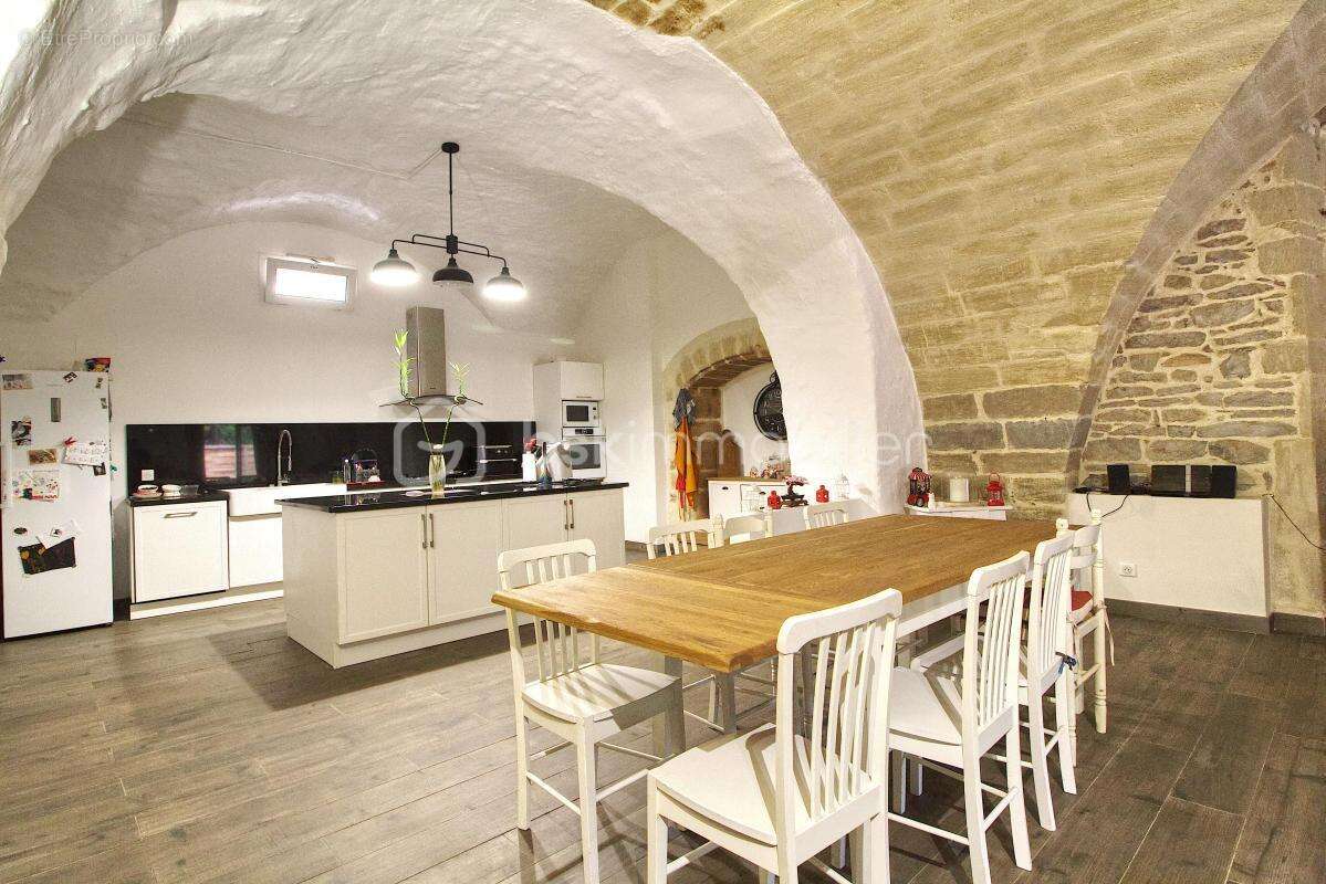 Appartement à LUNEL