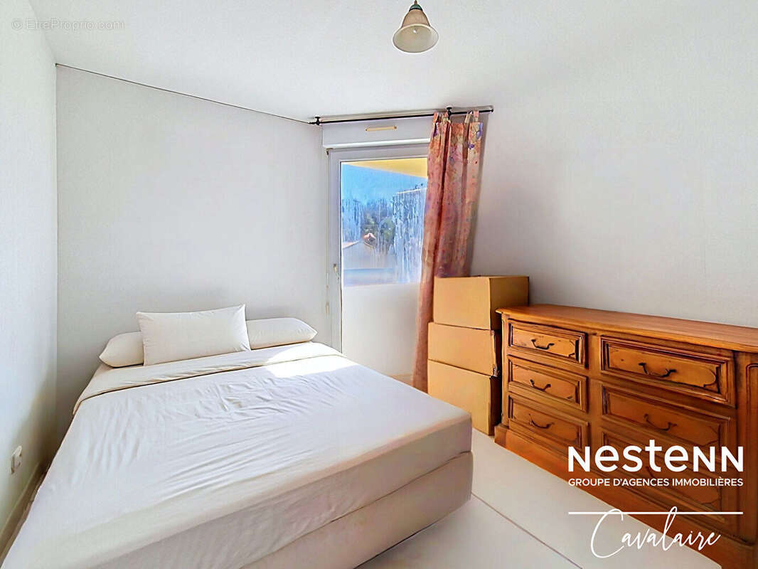 Coeur de ville Cavalaire-sur-Mer - 63 m² - Dernier étage - 2 chambres - 2 terrasses 75 m² et garage - photo 10