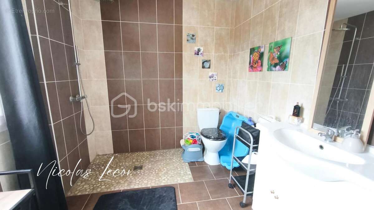 À la recherche d'une maison capable de s'adapter à tous vos projets ? Cette propriété pourrait bien être celle que vous attendie - photo 14