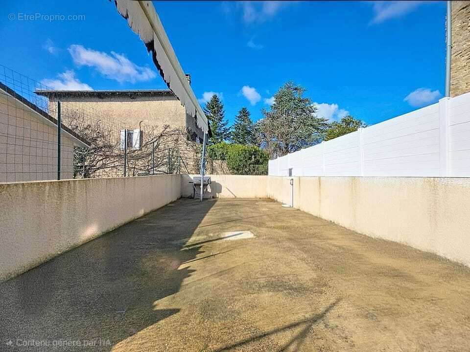 Appartement à MOIDIEU-DETOURBE