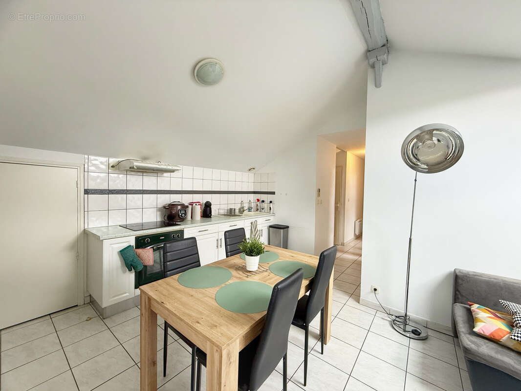 Appartement T3 avec place de parking - photo 3