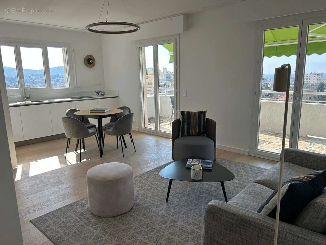 Appartement à NICE
