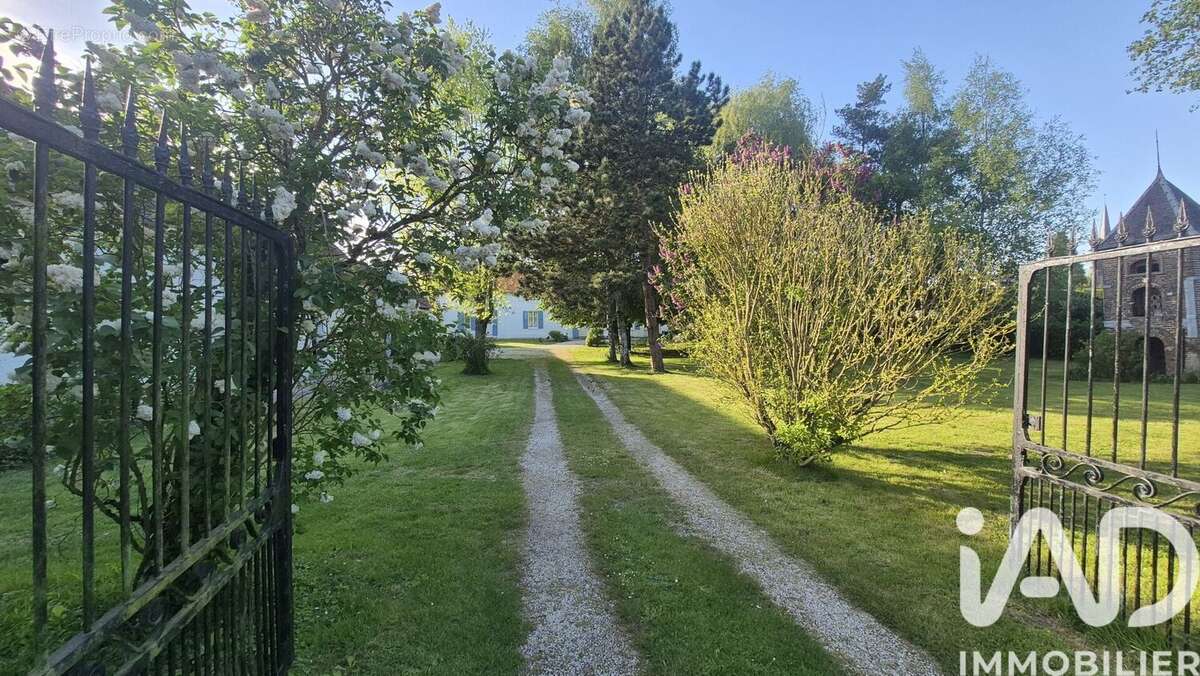 Maison 167 m² à Caours  - photo 2
