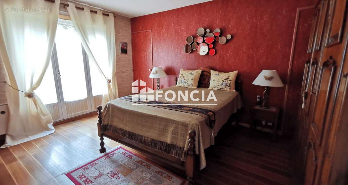 Maison à BOISSISE-LE-ROI