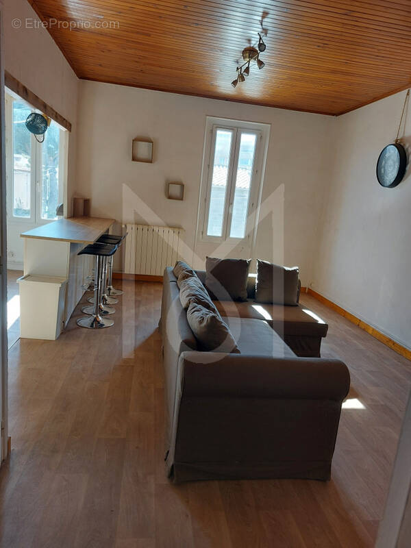 Appartement à AUBAGNE