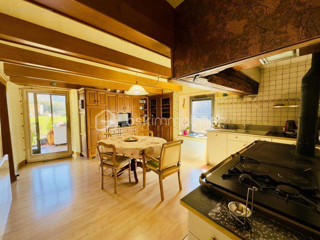 Maison à THORENS-GLIERES